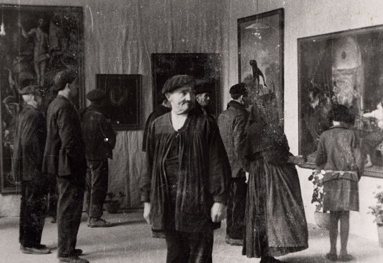 Cuadros de El Prado en una muestra itinerante organizada con las Misiones Pedagógicas